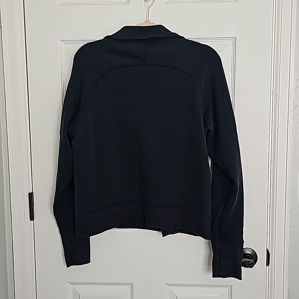 Like New Athleta Polartec 1/4 zip sweatshirt. Medium - Picture 3 of 3